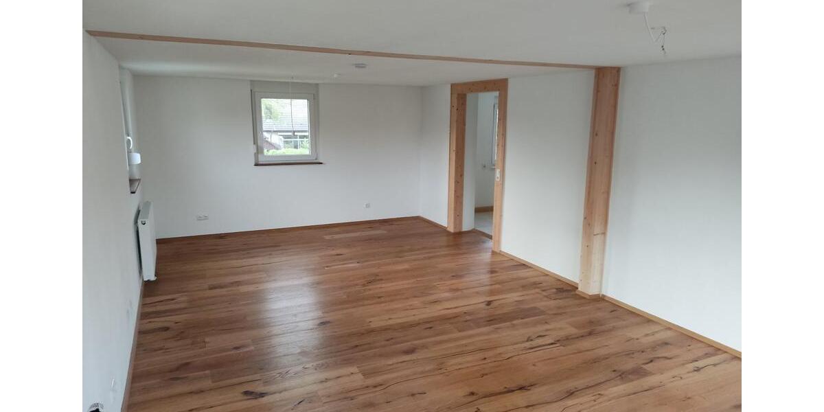 Etagenwohnung Salem - 3.5 Zimmer, 104 m&sup2;, 1.150&euro; | Angebot:26346905