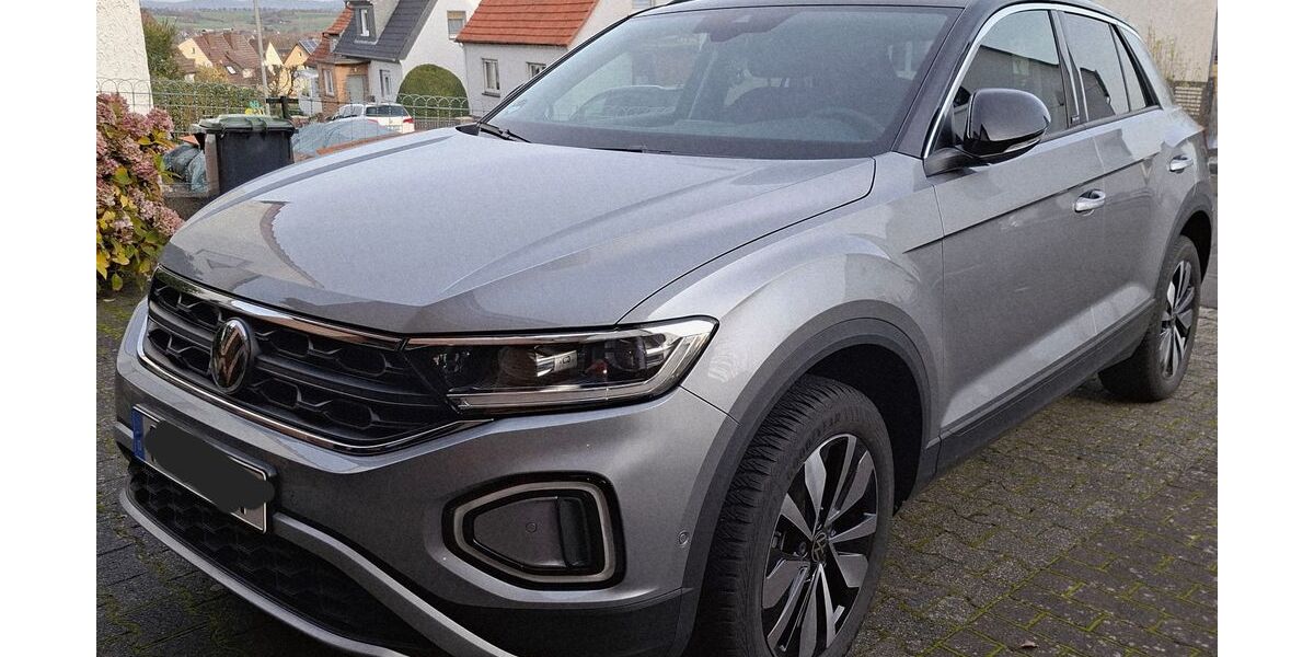 VW T-Roc 8.700 km 27.900 &euro; Borken 34582