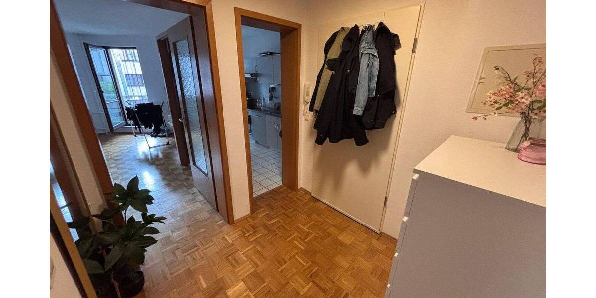 Etagenwohnung Strausberg - 2 Zimmer, 62 m&sup2;, 900&euro; | Angebot:26909016