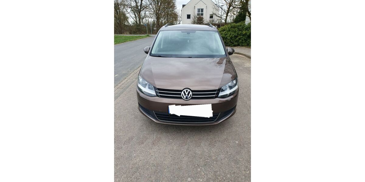 VW Sharan 215.500 km 9.500 &euro; Celle 29223