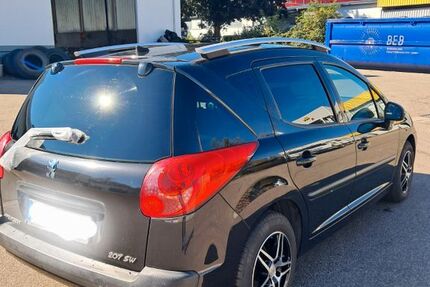 Peugeot 207 172.000 km 2.500 € Freiburg 79111