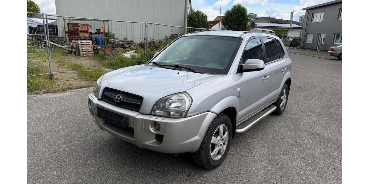Hyundai TUCSON 300.000 km 2.800 &euro; Wörth am Rhein 76744