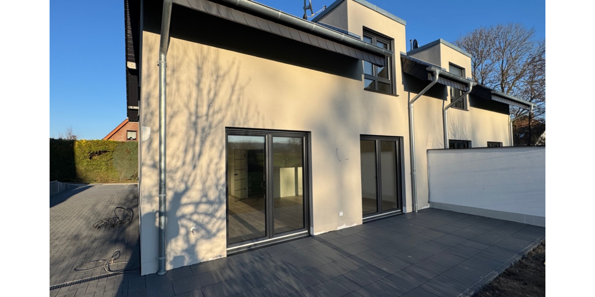 Haus zum Kaufen in Leopoldshöhe 465.000 € 139.3 m² 5 zimmer