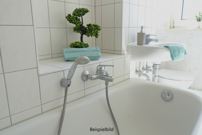 Etagenwohnung Braunsbedra - 2 Zimmer, 43 m&sup2;, 306&euro; | Angebot:25423504