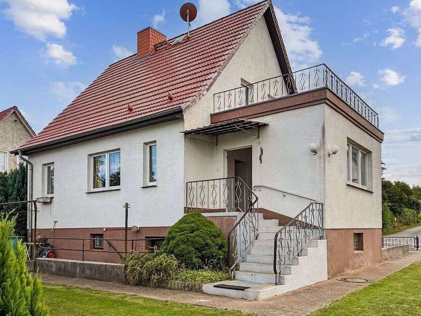 Haus zum Kaufen in Sarmstorf 220.000 € 105 m²