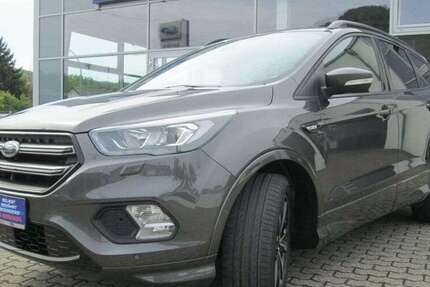 Ford Kuga 128.600 km 12.400 &euro; Püttlingen 66346