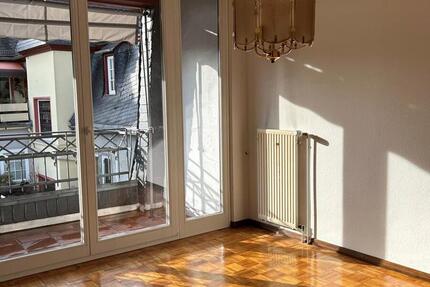 Tolle 2-Zimmer-Wohnung in zentraler Lage von Geisenheim mit Balkon 2 zimmer