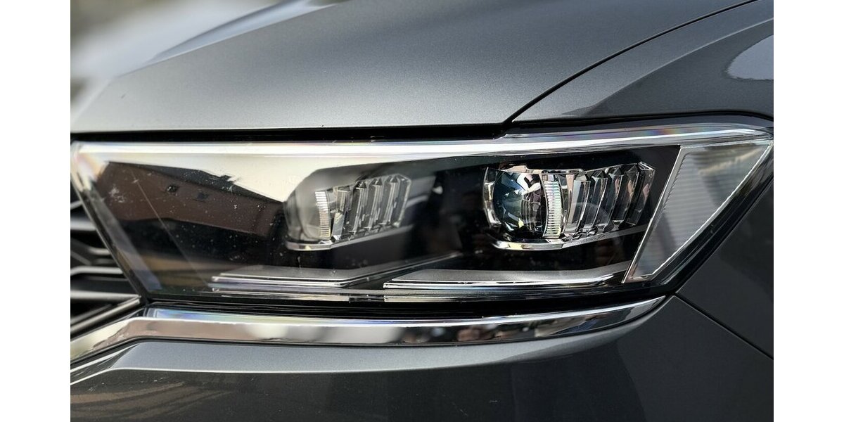 VW T-Roc R line / 4Motion / Keyless Go / PANO 53.000 km 25.250 &euro; Mönchengladbach 41066