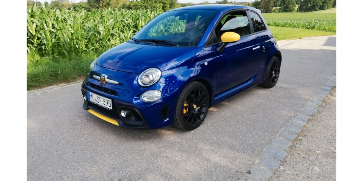 Abarth 595 73.000 km 14.777 &euro; Polling 84570
