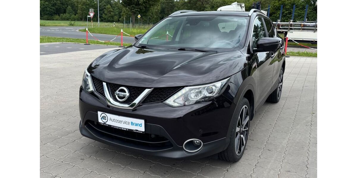 Nissan Qashqai 64.585 km 14.990 &euro; Hemsbünde 27386
