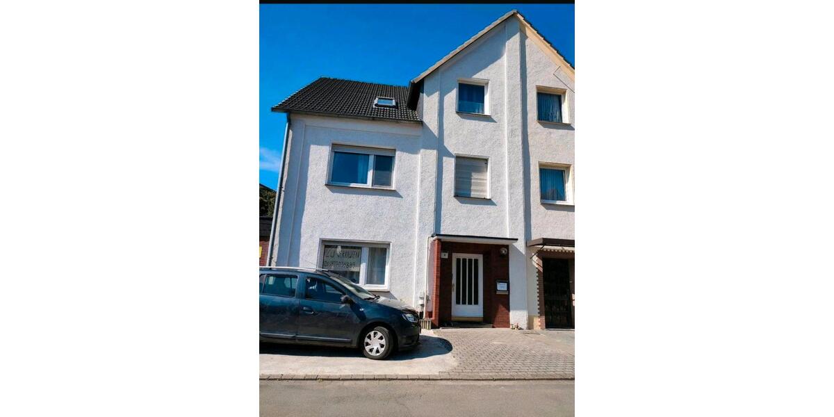 Doppelhaushälfte Beverungen - 7 Zimmer, 140 m&sup2;, 250.000&euro; | Angebot:26883498