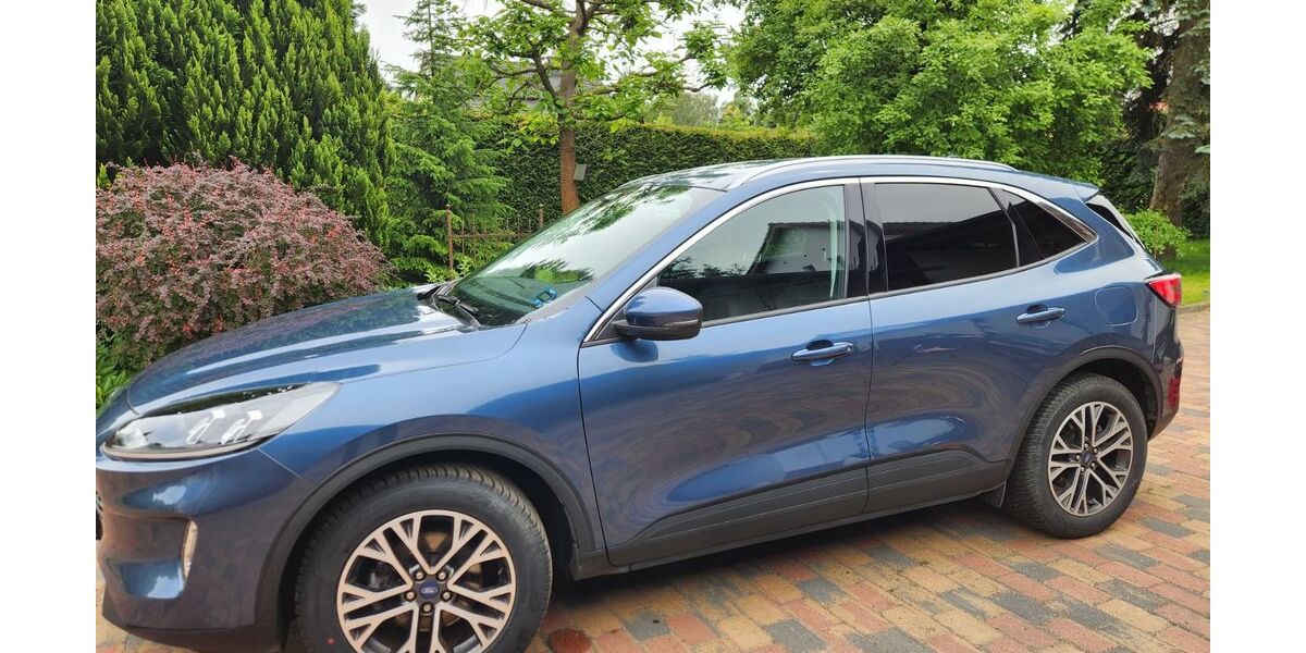 Ford Kuga 46.177 km 22.000 &euro; Oranienburg 16515
