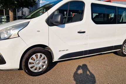 Renault Trafic 199.524 km 9.400 &euro; Renchen 77871