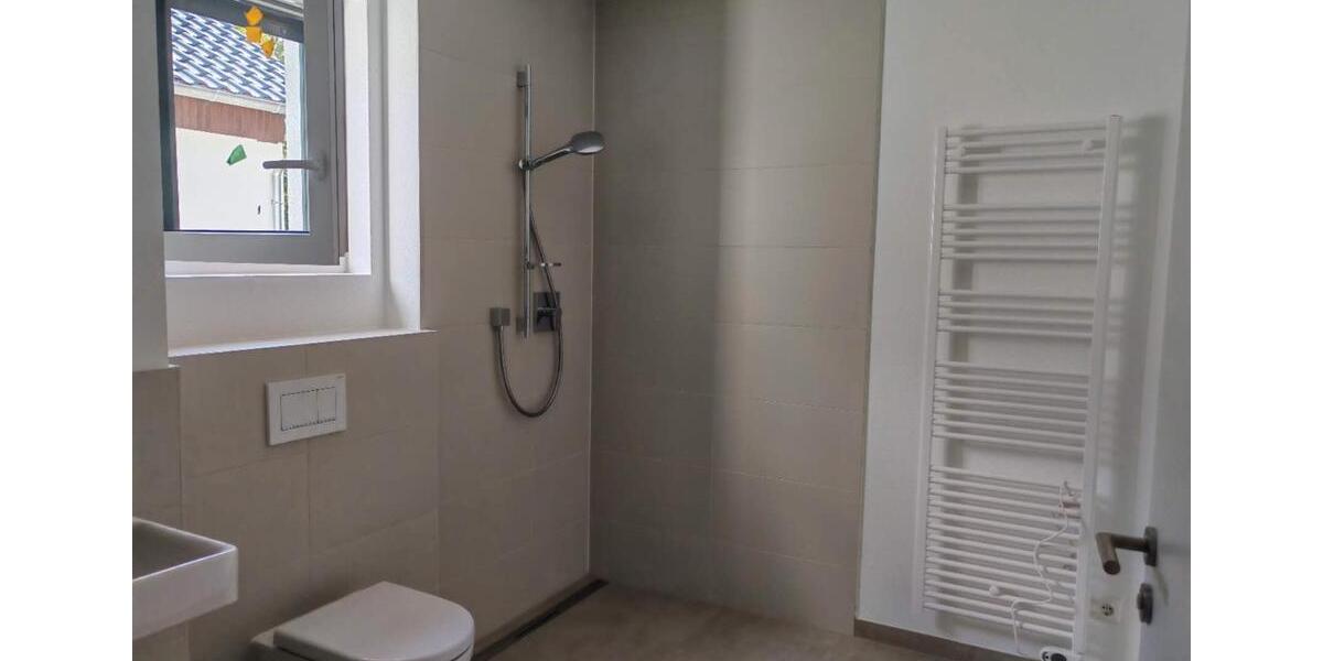Reihenhaus Rüsselsheim am Main - 4 Zimmer, 140 m&sup2;, 2.100&euro; | Angebot:27612885