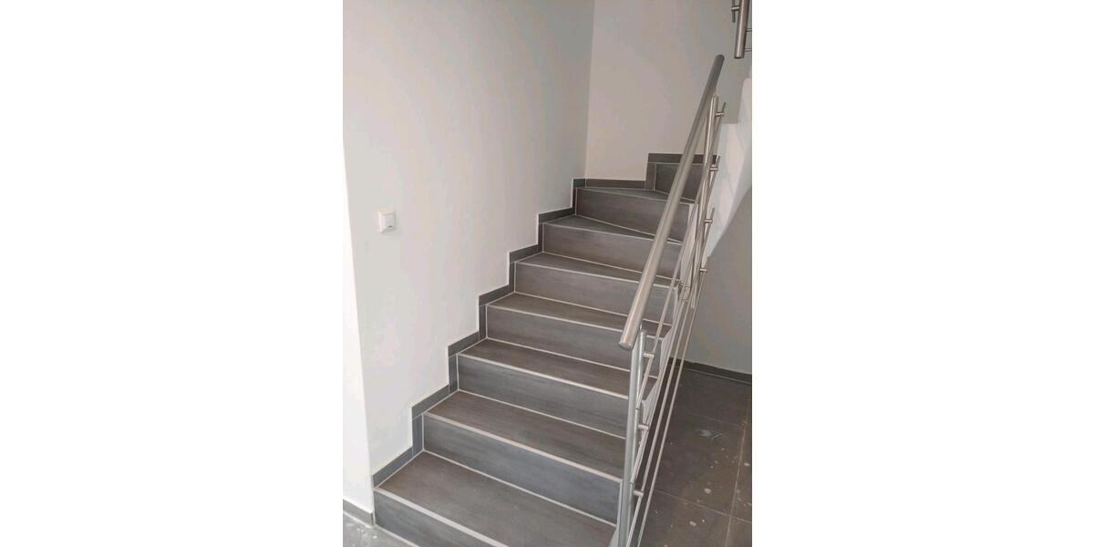 Doppelhaushälfte Bergen - 6 Zimmer, 154 m&sup2;, 1.400&euro; | Angebot:26401998