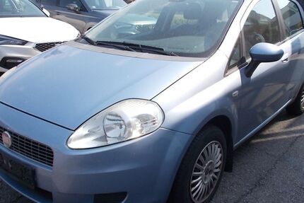Fiat Grande Punto 282.760 km 799 € Waldheim 04736