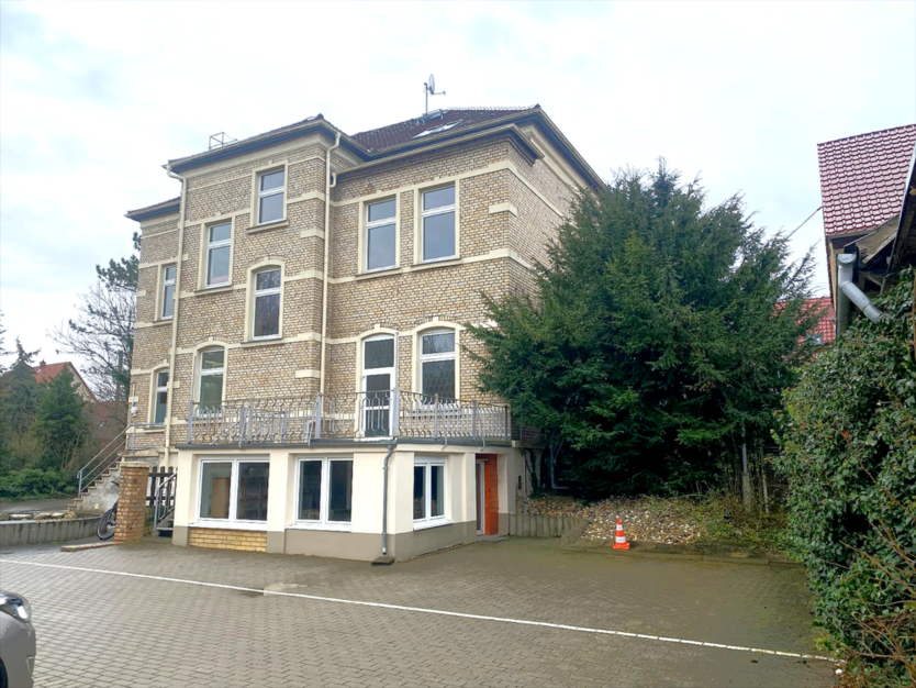 Haus zum Kaufen in Teutschenthal 799.000 € 470 m²