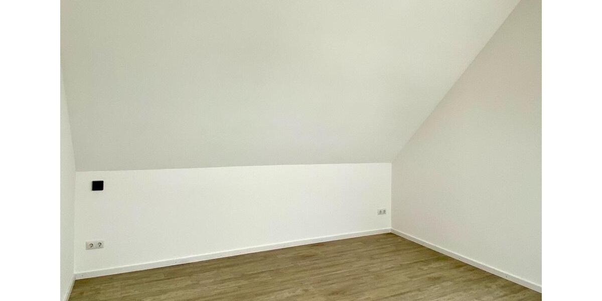 Einfamilienhaus Gilching - 4 Zimmer, 165 m&sup2;, 2.950&euro; | Angebot:24715177