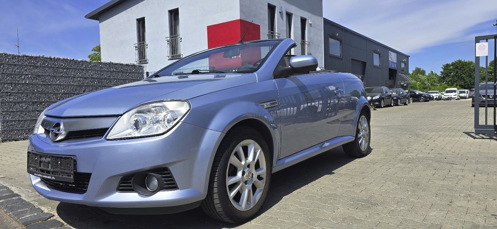 Opel Tigra 125.000 km 2.490 &euro; Augsburg 86167