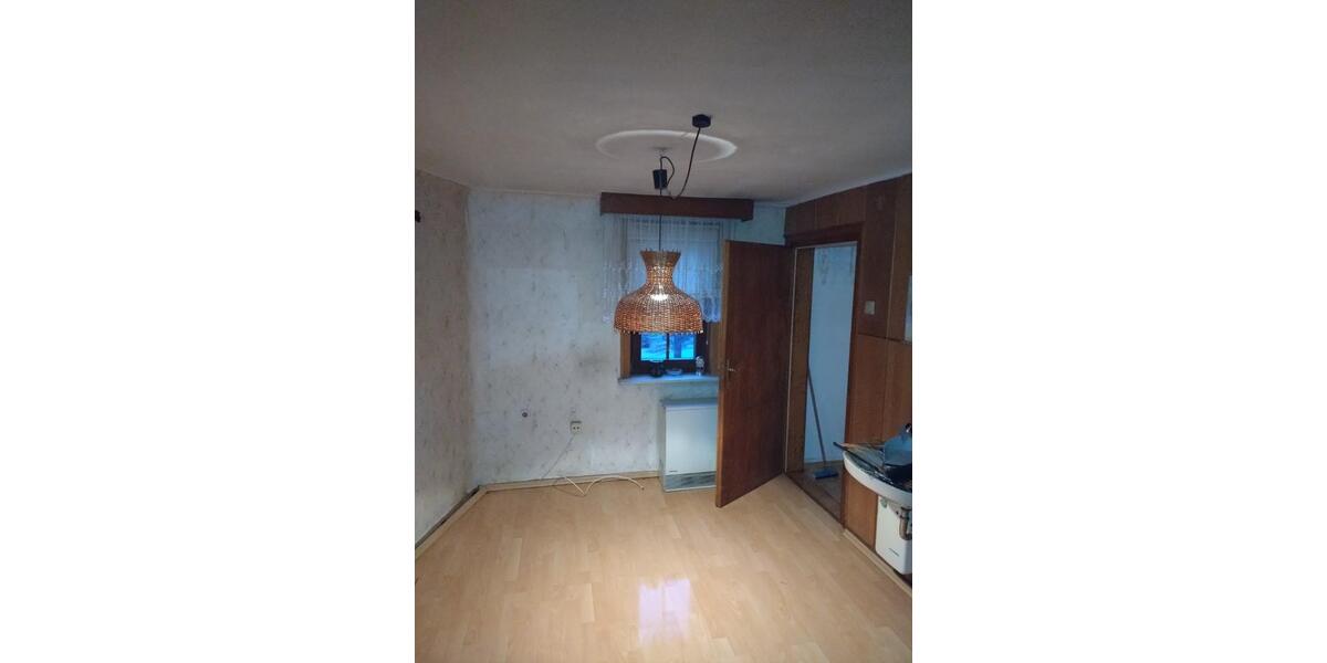 Einfamilienhaus Brotterode-Trusetal Trusetal - 7 Zimmer, 80 m&sup2;, 28.000&euro; | Angebot:25046848