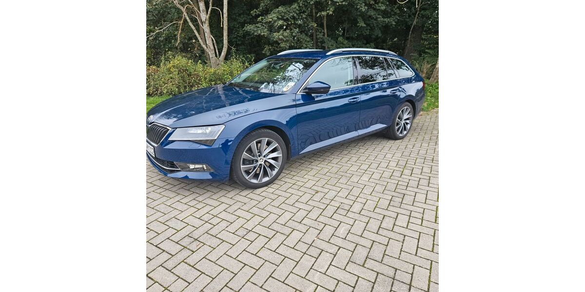 Skoda Superb 214.000 km 18.400 &euro; Itzstedt 23845