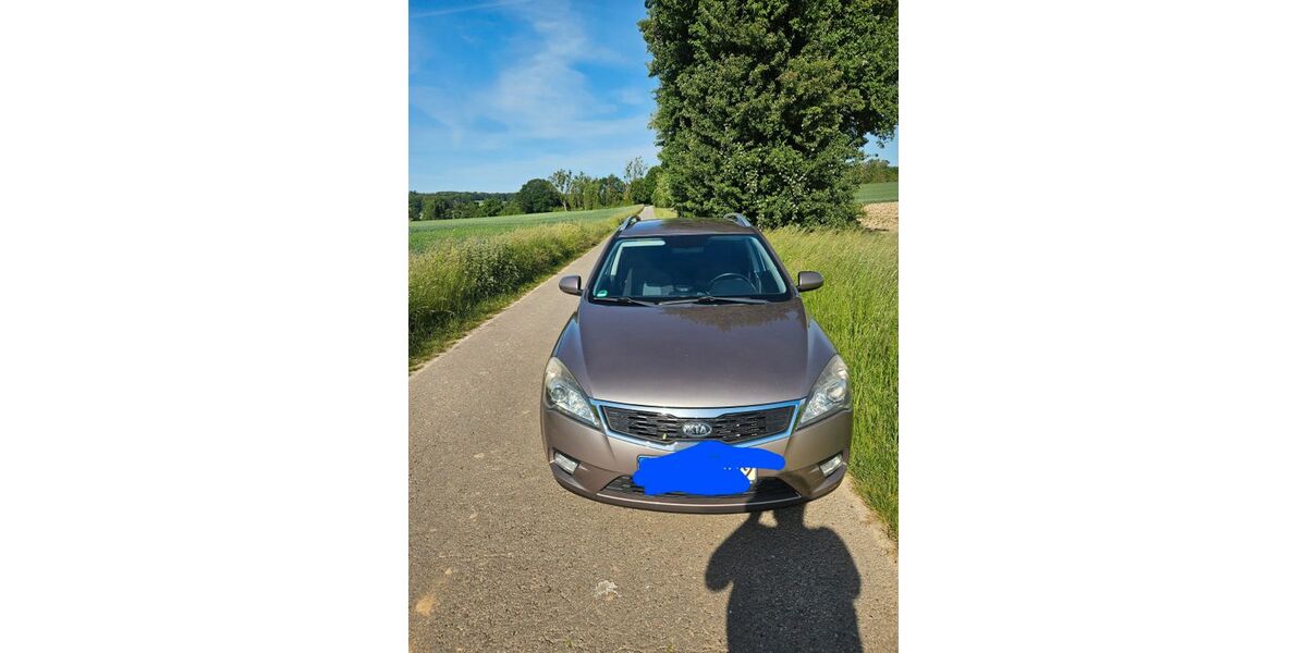 Kia ceed Sportswagon 244.620 km 2.499 &euro; Emmerthal 31860