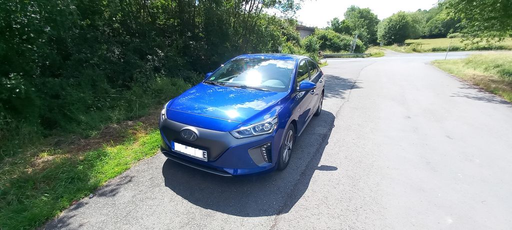 Hyundai IONIQ 37.000 km 15.500 &euro; Herborn 35745
