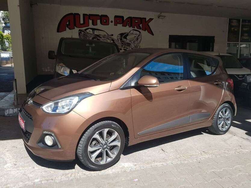 i10