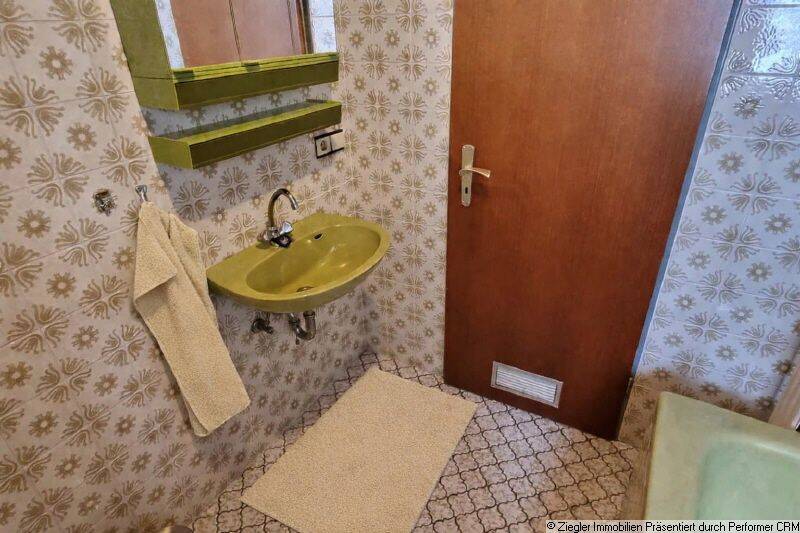 Mehrfamilienhaus, Wohnhaus Edingen-Neckarhausen Neckarhausen - 5 Zimmer, 131 m&sup2;, 395.000&euro; | Angebot:26841045