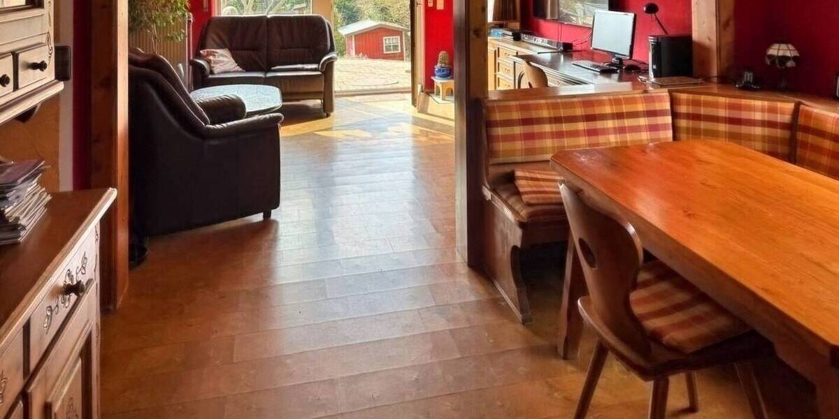 Einfamilienhaus Münchberg - 5 Zimmer, 117 m&sup2;, 225.000&euro; | Angebot:25995755