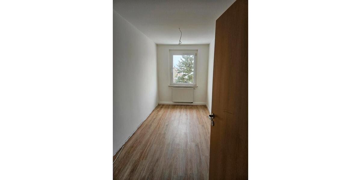 Etagenwohnung Neustadt an der Orla - 3 Zimmer, 57 m&sup2;, 360&euro; | Angebot:25046433