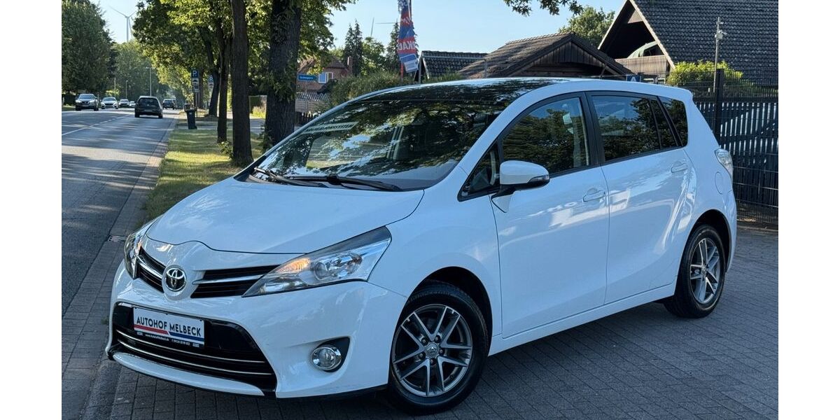 Toyota Verso 141.500 km 10.990 &euro; Melbeck 21406