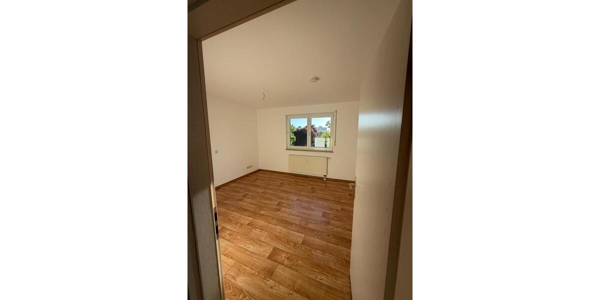 Etagenwohnung Sandhausen - 2 Zimmer, 57 m&sup2;, 1.200&euro; | Angebot:26366197