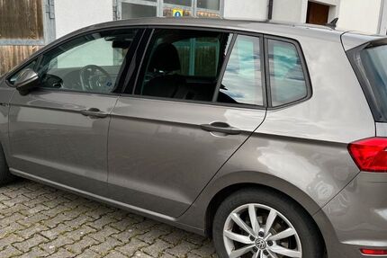 VW Golf Sportsvan 145.000 km 11.900 € Egmating 85658