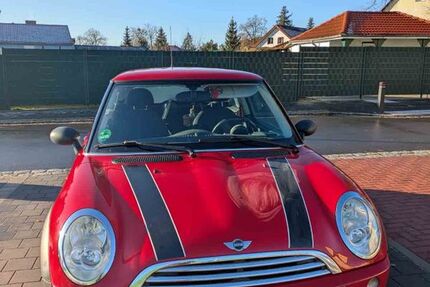 Mini ONE 225.900 km 1.900 &euro; Klausdorf 15838