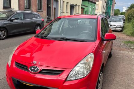 Hyundai i20 70.450 km 2.900 &euro; Saarbrücken 66115