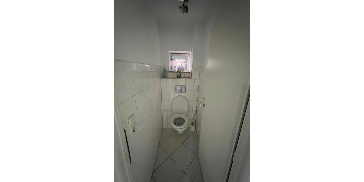 Mehrfamilienhaus, Wohnhaus Aichtal - 8 Zimmer, 160 m&sup2;, 1.800&euro; | Angebot:26377079
