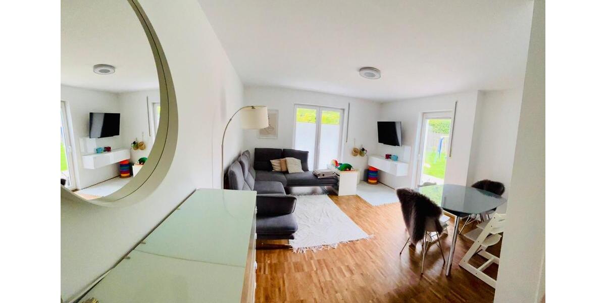 von Privat, 3-Zimmer Wohnung mit 270 qm Privatgarten in Aschheim 3 zimmer