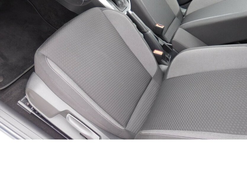 VW Polo 1.0 Life MPI BMT 4Trg Klima Navi LED 21.400 km 15.390 € Vordorf 38533