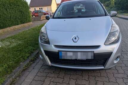 Renault Clio 69.768 km 6.550 &euro; Oranienbaum-Wörlitz, Stadt 06785