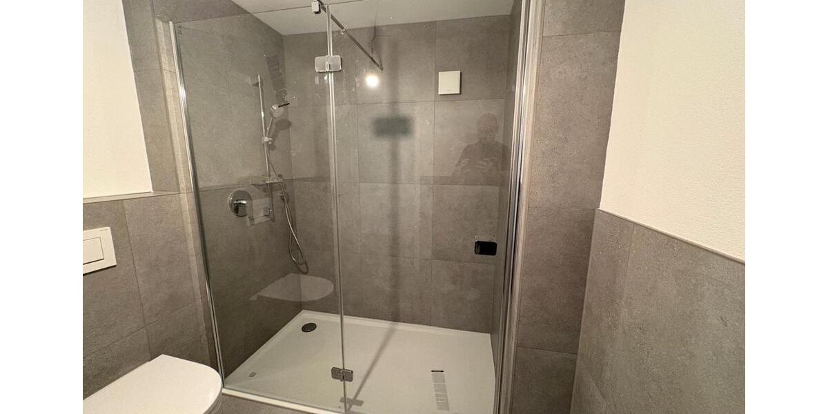 Etagenwohnung Hohenroth - 3 Zimmer, 95 m&sup2;, 1.050&euro; | Angebot:26525657