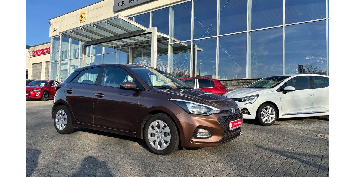 Hyundai i20 150.000 km 9.999 &euro; Limburg-Offheim 65555