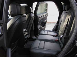 Porsche Cayenne Plug-In-Hybrid Top Ausst.Mod.2022 156.000 km 43.999 &euro; Biebesheim 64584