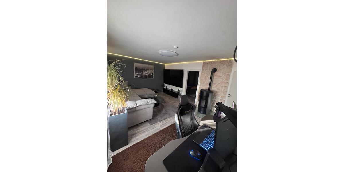Etagenwohnung Maxhütte-Haidhof Haidhof - 4 Zimmer, 80 m&sup2;, 239.000&euro; | Angebot:27132397