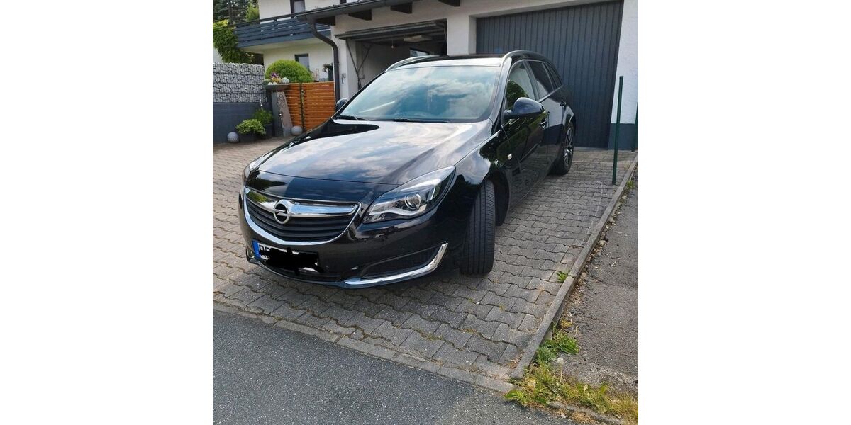 Opel Insignia 98.000 km 9.300 &euro; Schwarzenfeld 92521