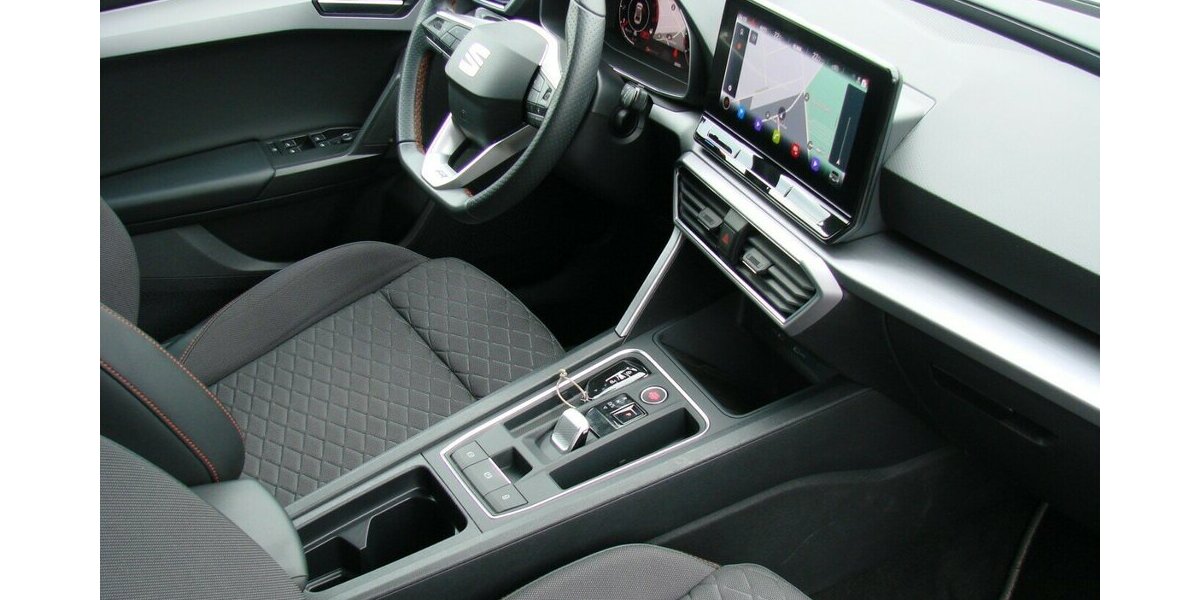 Seat Leon 1.5TSi Hybrid FR ACC LED Kamera 26.551 km 24.980 &euro; Falkensee 14612