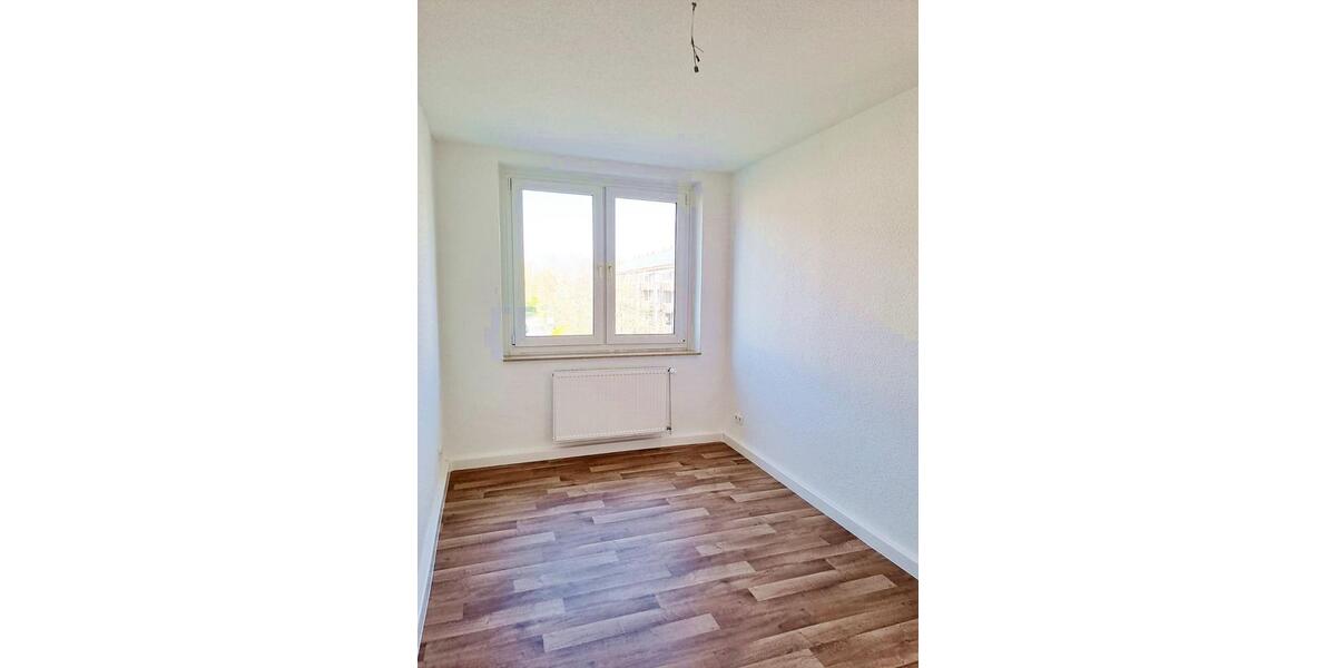 Etagenwohnung Köthen (Anhalt) - 3 Zimmer, 64 m&sup2;, 388&euro; | Angebot:26340931