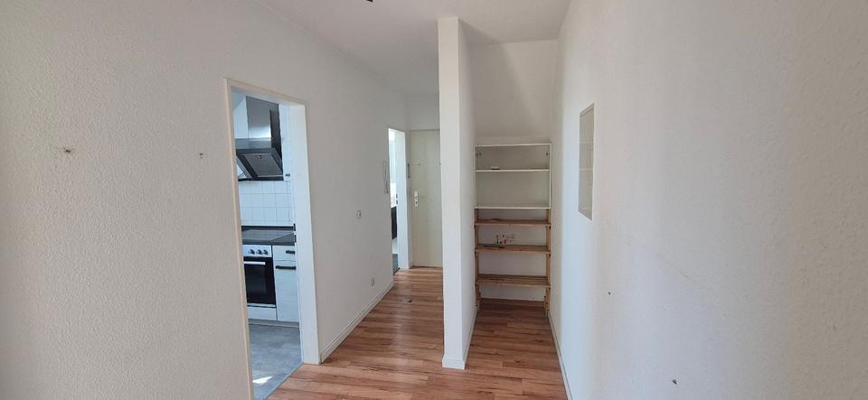 Dachgeschoßwohnung Limbach-Oberfrohna Oberfrohna - 4 Zimmer, 102 m&sup2;, 139.000&euro; | Angebot:27440816