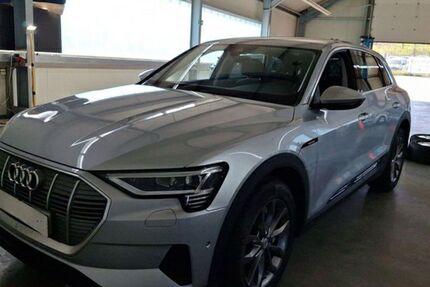 Audi e-tron 97.855 km 24.950 &euro; Steinbach-Hallenberg OT Herges-Hallenberg 98587