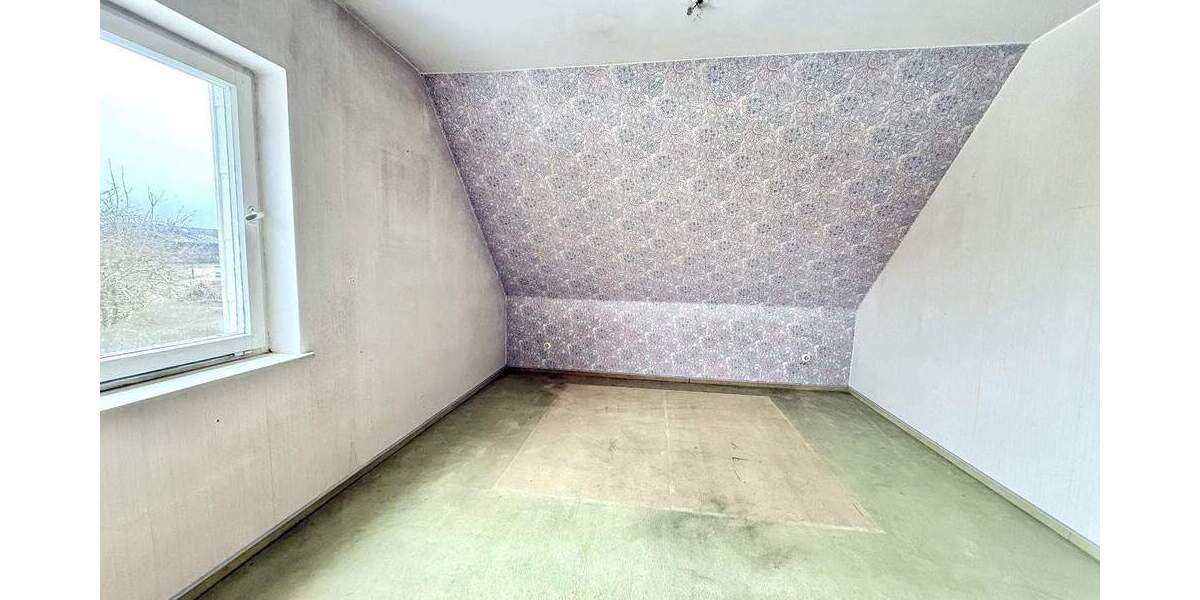 Einfamilienhaus Vohenstrauß Altenstadt - 6 Zimmer, 121 m&sup2;, 165.000&euro; | Angebot:25697489